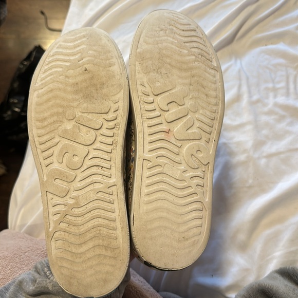 Native Disney shoes size 10 womens - Picture 2 of 3